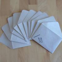 Kleine Briefumschläge mit Pinsel und Farbtuben: Bild 3