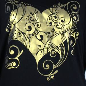 Damen T-Shirt mit Herz Motiv schwarzes Damen T-Shirt mit einem goldenen Herz Bild 3