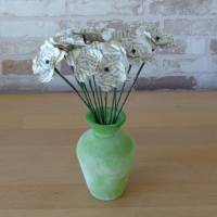 Papierblumen - einzelne 4-blättrige Blüte mit langem Stiel // Papierblüte // Blumendeko Bild 6
