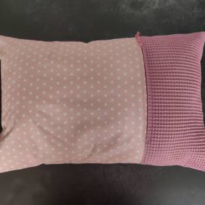 Personalisierte Kissenhülle aus Baumwollstoff in Kombination mit Waffel Pique - mit Häschen und Namens-Stick Bild 4