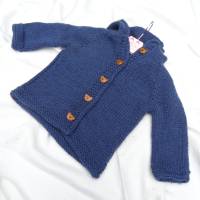 Babyjacke mit Kapuze, handgestrickt aus Wolle (Merino), Blau Bild 1