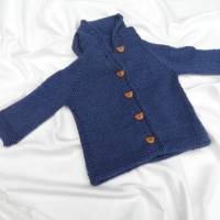Babyjacke mit Kapuze, handgestrickt aus Wolle (Merino), Blau Bild 2