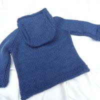 Babyjacke mit Kapuze, handgestrickt aus Wolle (Merino), Blau Bild 4