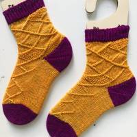 Strickanleitung Toe-up Socken, Euklid, Größe 36-43, mit Bumerangferse, PDF Anleitung mit Mustersatz Bild 1