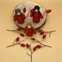 Hagebuttenmädchen - Jahreszeitentisch - Blumenkind - Herbst Bild 2