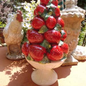 Erdbeerkorb Früchtekorb Italien Keramik Tafelaufsatz Handarbeit Landhaus Cottage Bild 1