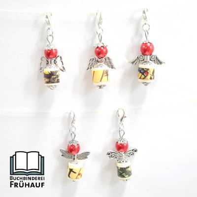 Schutzengel Anhänger 5er Set – Handgedrehte Papierperlen Creme Rot, Glücksbringer & Geschenkidee