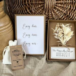 Personalisiertes Hochzeitsgeschenk mit Trockenblumen für das Brautpaar, Geldschenk mit Trockenblumen personalisiert Bild 3
