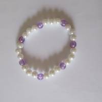Perlenarmband weiß-violett Bild 2