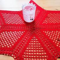 Häkeldeckchen Häkeldecke Decke Mitteldecke rund rot Stern Handarbeit häkeln 75 cm Bild 4