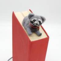Lesezeichen Waschbär - bewacht das Buch der Besitzer, witziges Lesezeichen für Tierliebhaber, Buchband markieren Bild 3