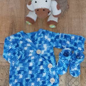 Gr. 50/56 Newborn Baby Wickeljacke mit Socken Jacke Strickjacke Wolljacke Geschenk Geburt oder Taufe Babyshower Handmade Bild 1