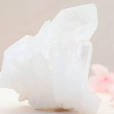 Bergkristall Cluster Rohstein Geode, Rohstein, seltene Mineralien und Kristalle, Magischer Kristall