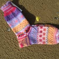 Bunte Socken Gr. 38/39 - gestrickte Socken in nordischen Fair Isle Mustern Bild 2