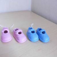 Keramik Baby Schuhe mit Schnur, Taufe in Rosa oder Blau , 53 mm zum Basteln - Entwerfe dein Geschenk selbst Bild 1