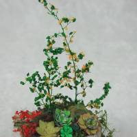 Bepflanzter Betonstein in Miniatur 1zu12 für das Puppenhaus Bild 5