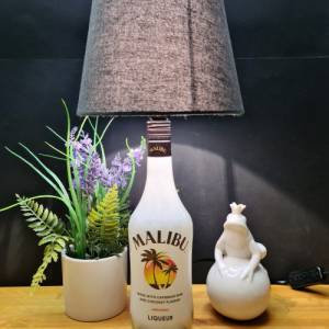 Malibu Likör 0,7 l - Flaschenlampe - Handmade UNIKAT Bild 2