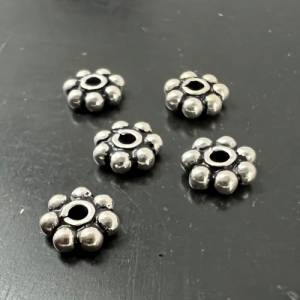 2 x Blümchen / Blumen aus 925-Silber, geschwärzt, 5,5 mm - D58 Bild 5