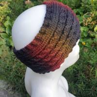 Gestricktes Stirnband in schönen Herbstfarben mit  kleinem Zopfmuster KU 54 bis 56 cm ➜ Bild 1