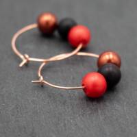 Creolen, Ohrringe mit bunten Perlen, rot, schwarz, braun Bild 1