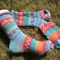 Bunte Socken Gr. 39-40 - gestrickte Socken in nordischen Fair Isle Mustern Bild 1