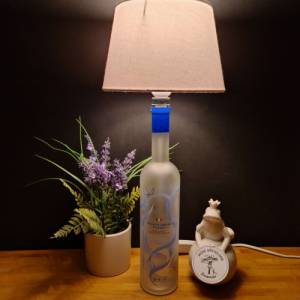 Ignis French Grain Vodka Flaschenlampe, Bottle Lamp 0,7 l - Handmade UNIKAT Upcycling Bild 1