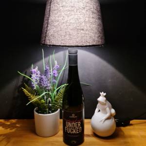 oversexed & UNDERFUCKED | Chardonnay- 0,7 L Flaschenlampe, Bottle Lamp - Upcycling Bild 2