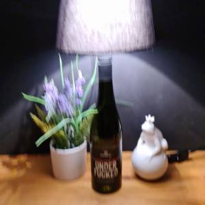 oversexed & UNDERFUCKED | Chardonnay- 0,7 L Flaschenlampe, Bottle Lamp - Upcycling Bild 4