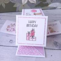 süße Explosionsbox zum Geburtstag, rosa pink, 8,5 x 8,5 cm Bild 1