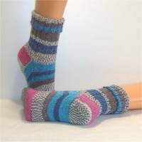 handgestrickte Socken, Strümpfe Gr. 38/39, Damensocken in einem bunten Mix Bild 3