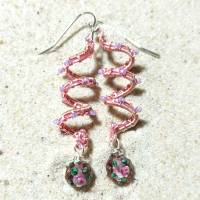 Romantische rosa Ohrringe mit Lampworkperlen an Spiralperle rosegoldfarben Brautschmuck Bild 3