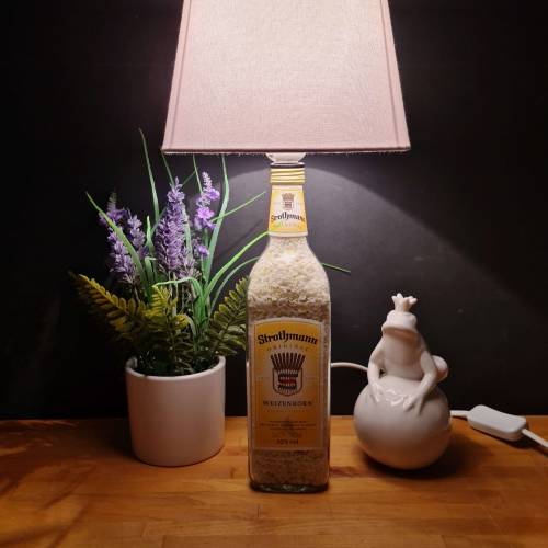 Strothmann Korn Bottle Lamp 0,7 l - Flaschenlampe - Handmade UNIKAT