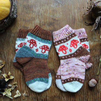 Anleitung: Waldkindergarten - Socken stricken in 4 Größen