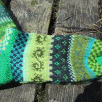 Bunte Socken Grün Gr. 39/40 - gestrickte Socken in nordischen Fair Isle Mustern Bild 4