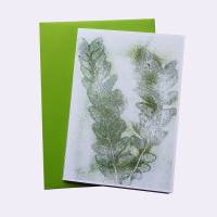Postkarte Faltkarte mit Briefumschlag handgemacht mit Naturmotiv in Grüntönen Bild 1