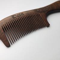Veredelter Holzkamm - Echtholz Bartkamm mit individueller Gravur - Haarpflege Geschenk für Männer und Frauen Bild 5