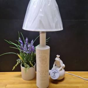 North Sea Gin SKICLUB KAMPEN Flaschenlampe 0,70 L , Bottle Lamp - Handmade UNIKAT Upcycling Bild 3
