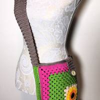 Sunflower-Bag, Granny-Square-Tasche mit Baumwollgarn gehäkelt, trendige Tasche Bild 3