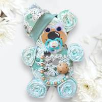 Geschenk zur Geburt | Windeltorte Bär für Jungs | handmade Mütze + Halstuch | Schnullerkette mit oder ohne Namen Bild 9