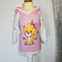 Handmade Hoodie kleine Löwin in verschiedenen Größen - Kapuzenpullover für Mädchen Bild 6