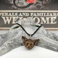 Halskette mit Sphynx Katze Anhänger aus Keramik, Gothic Schmuck, okkulte Halsschmuck Bild 4