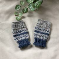 Babystulpen, handgestrickte Beinstulpen mit Muster und Tweed-Effekt, grau/blau für Babys ca. 3-6 Monate, Beinwärmer Bild 2