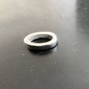 Oval aus 925-Silber, poliert, 9,7x7,3x1,9 mm - B45 Bild 2