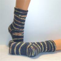 Einzelpaar handgestrickte Socken, Strümpfe Gr. 38/39, Damensocken in grau mit hellbunten Streifen Bild 4