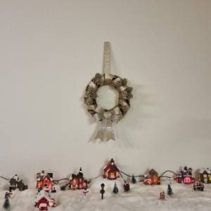 Türkranz aus Reisig für Weihnachten und Advent in Gold, 25cm Durchmesser Bild 2