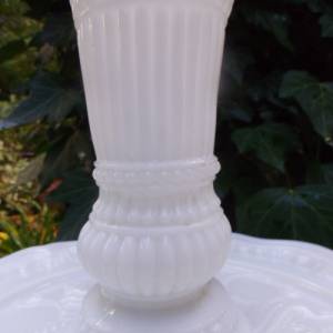 Antiker Tafelaufsatz Teller Vase Opalglas Opalinglas Milchglas Pressglas Bild 2