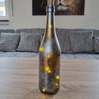 Dekorative Flasche mit LED Lichtdraht, handbemalt in Kupfer und Blaumetallic Bild 1