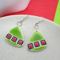 Grüne Ohrringe, handgemachte Ohrringe aus Polymer Clay, bunte Ohrringe, geometrische Ohrringe , Geschenk für Freundin Bild 1