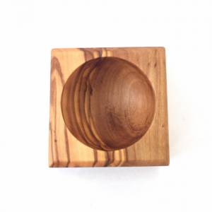 Eierhalter, Holz Eierbecher, handgefertigt aus Olivenholz Bild 5