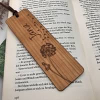 Lesezeichen aus Holz, Pusteblume personalisiert, aus Kirschvollholz, Geschenk zur Einschulung Bild 2
